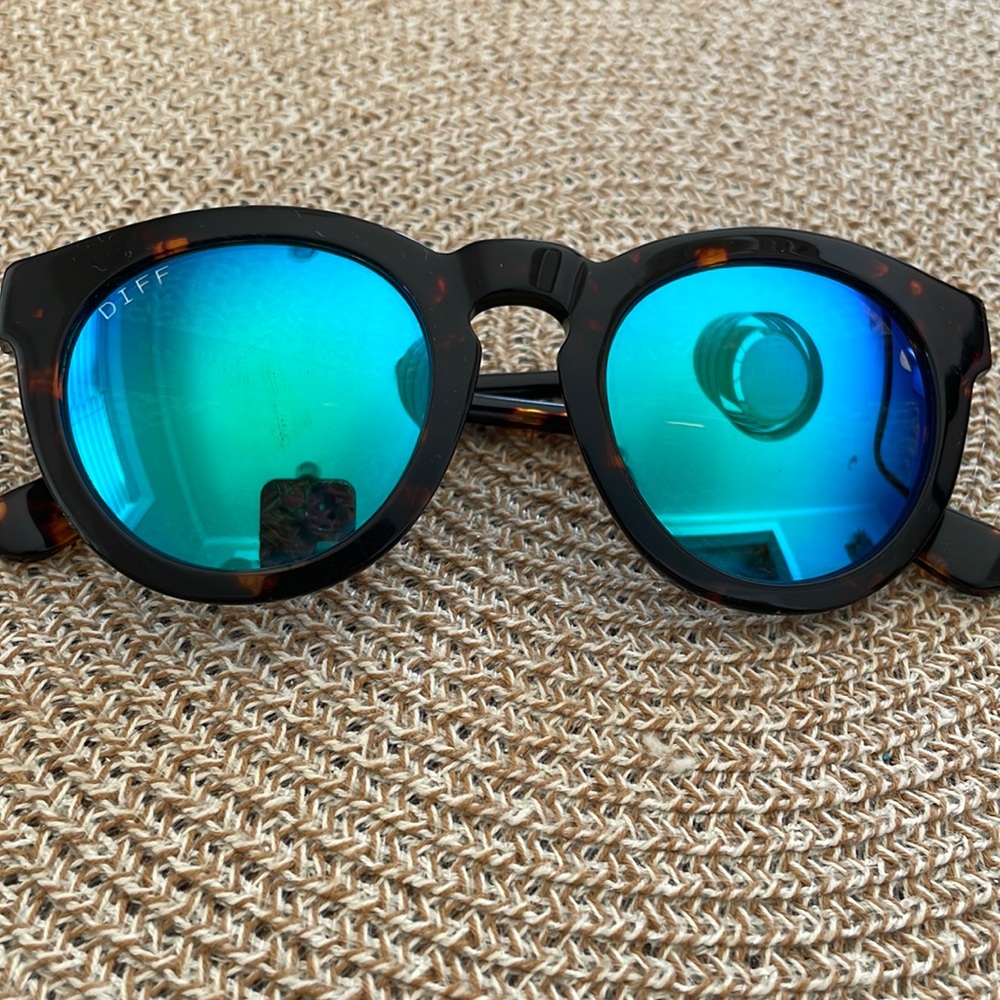 Diff Dime Ii Sunglasses - image 1